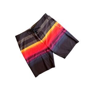 Hurley Phantom Board Shorts Mens Size 32 Gradient Stripe Pocket Surf Swim EUC